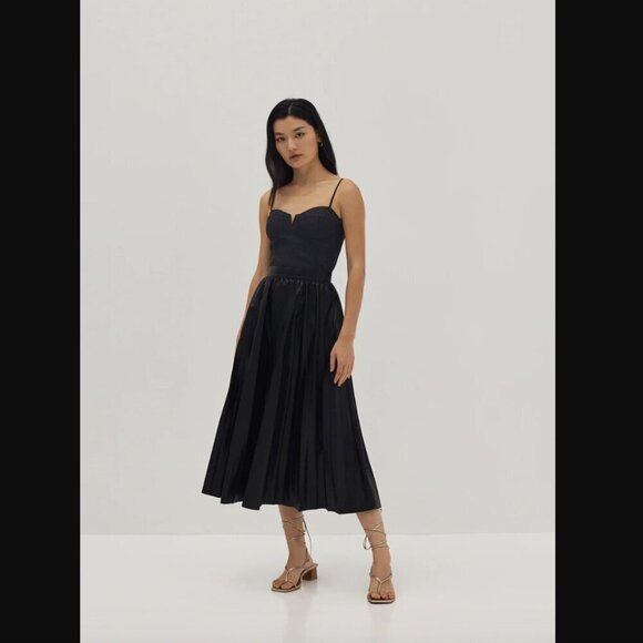 Love Bonito Black Textured Xibrey Padded Bustier Top 4 / S NWT - Picture 4 of 9